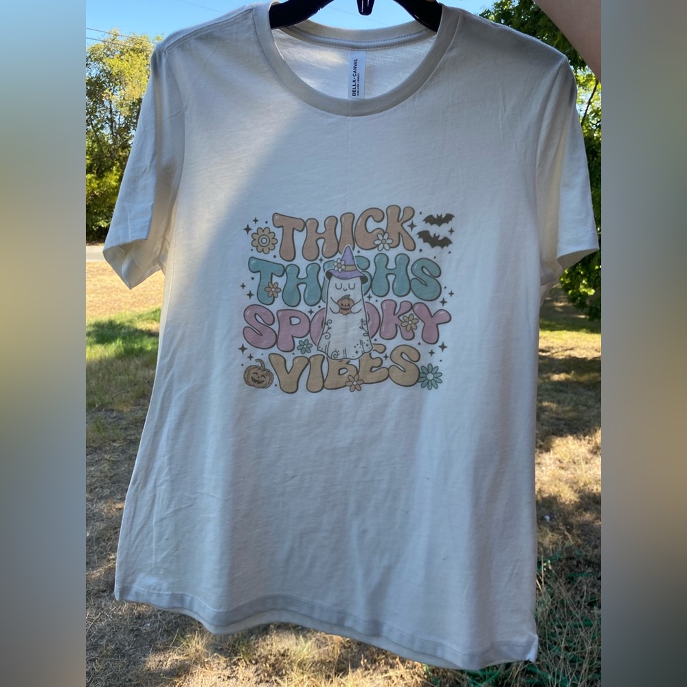 Thick Thighs Spooky Vibes Short Sleeve T-Shirt